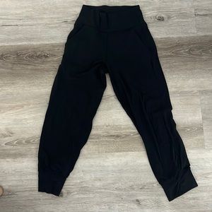 Lululemon joggers black Sz 2